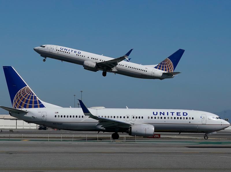 United Airlines Planes